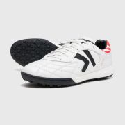 Обувь футб. (многошиповки) KELME, ZX80011017-107-42, р.42 (рос.41), нат.кожа, резина, белый